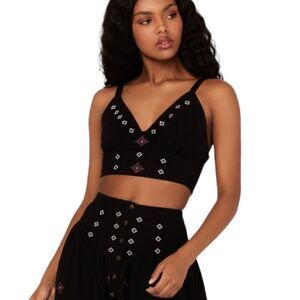 Shyanne Women's Embroidered Corset Crop Top